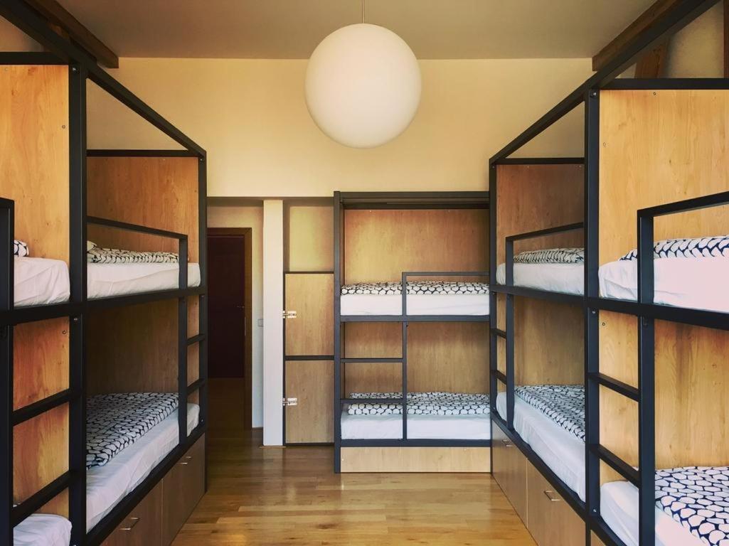 Onefam Miru Hostel Πράγα Εξωτερικό φωτογραφία