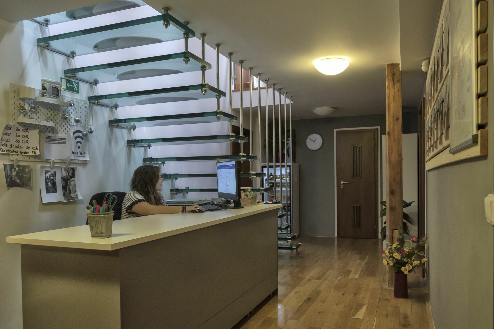 Onefam Miru Hostel Πράγα Εξωτερικό φωτογραφία